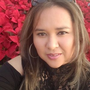 Meet your Posher, Adri